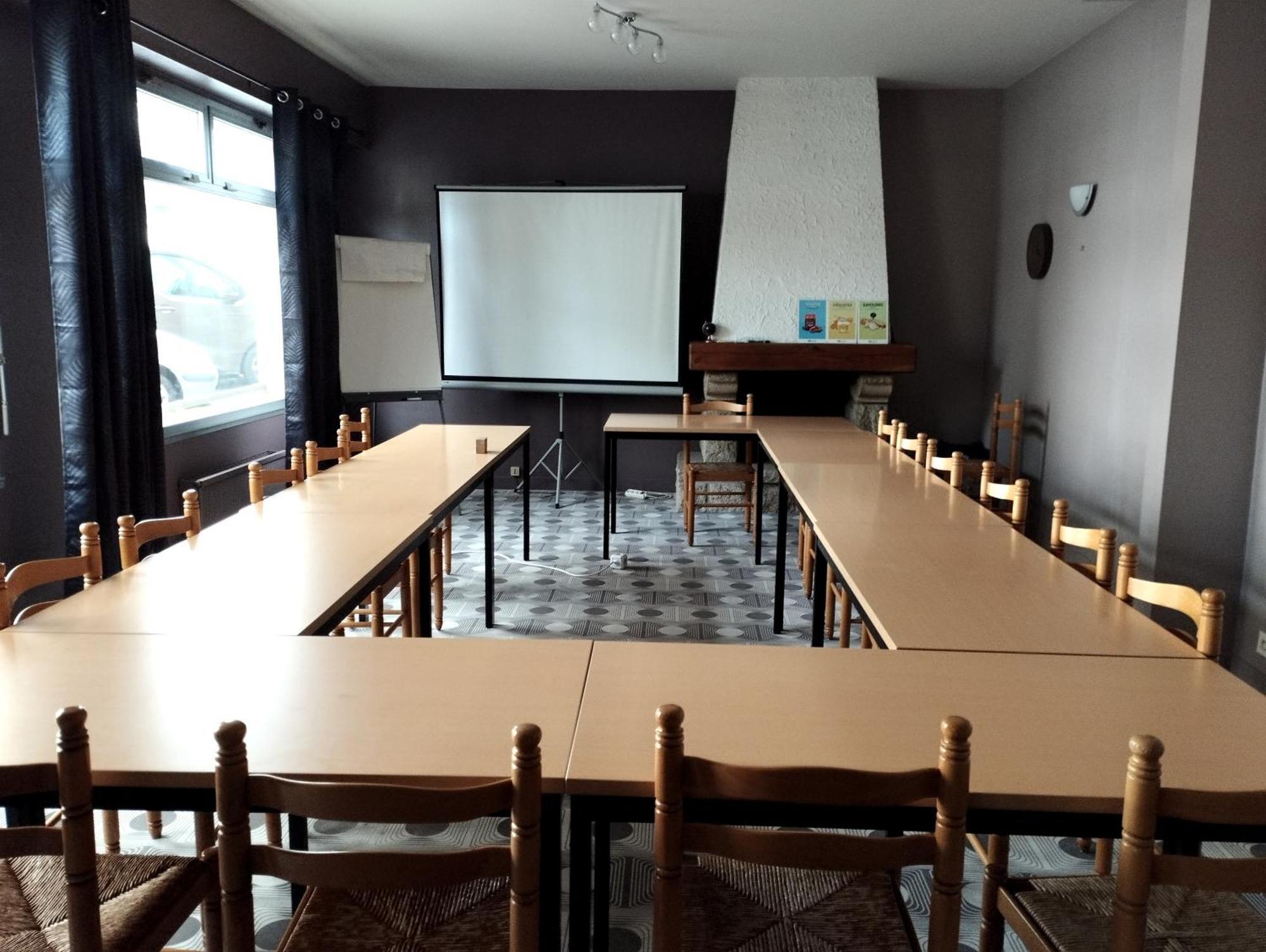 Brit Hotel Armor Guingamp Buitenkant foto