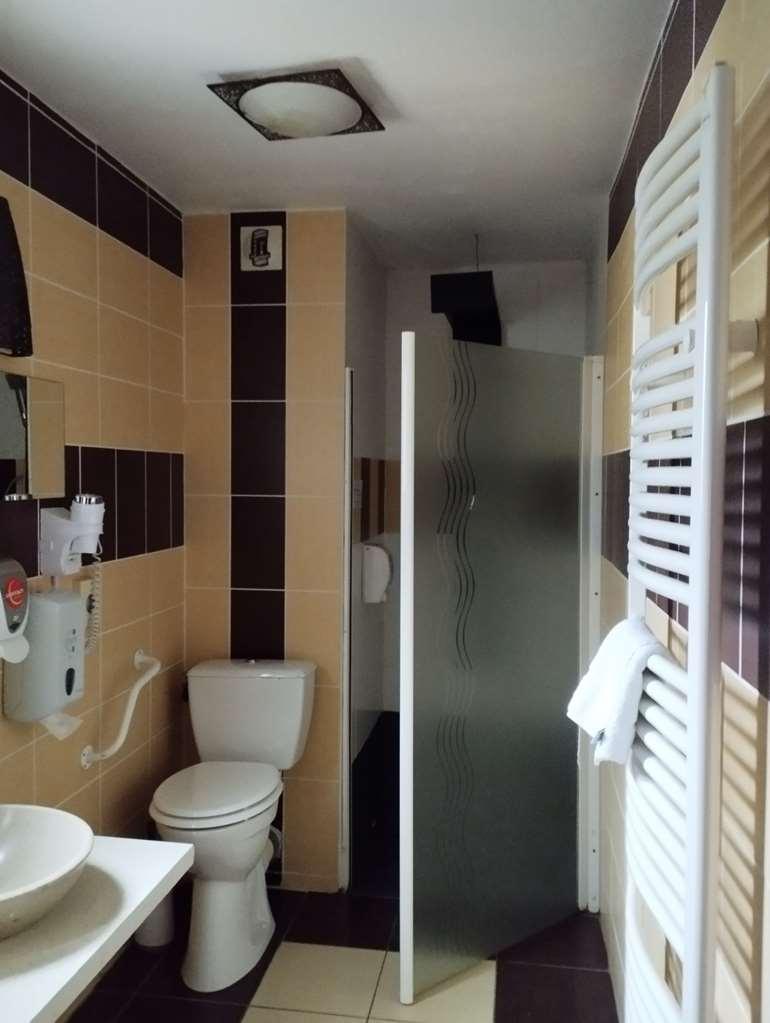 Brit Hotel Armor Guingamp Kamer foto