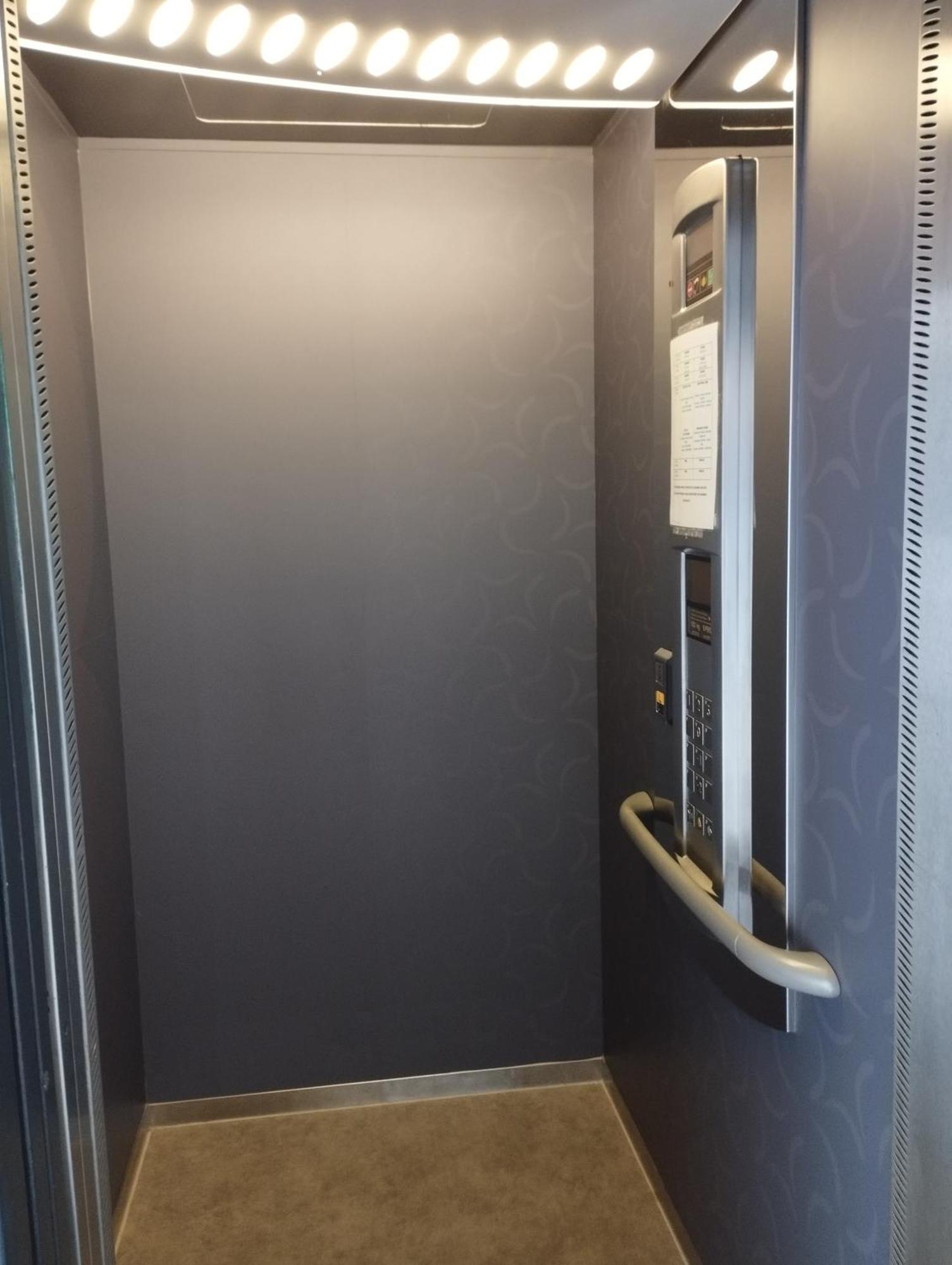 Brit Hotel Armor Guingamp Buitenkant foto